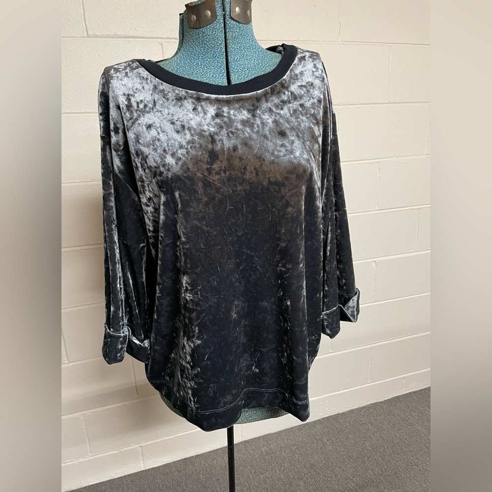 Supplies Women's Steel blue Crushed Velour Top Size M